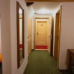 Hotel De De Rossinière
