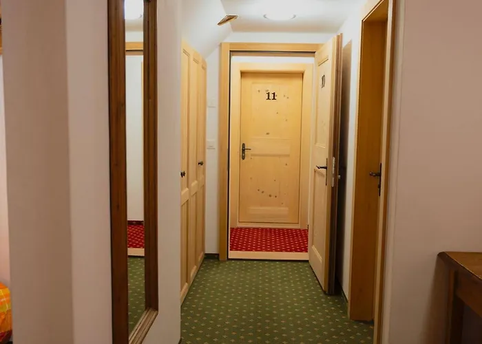 Hotel De De Rossinière